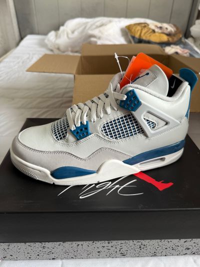 Nike Air Jordan 4 “Military Blue”