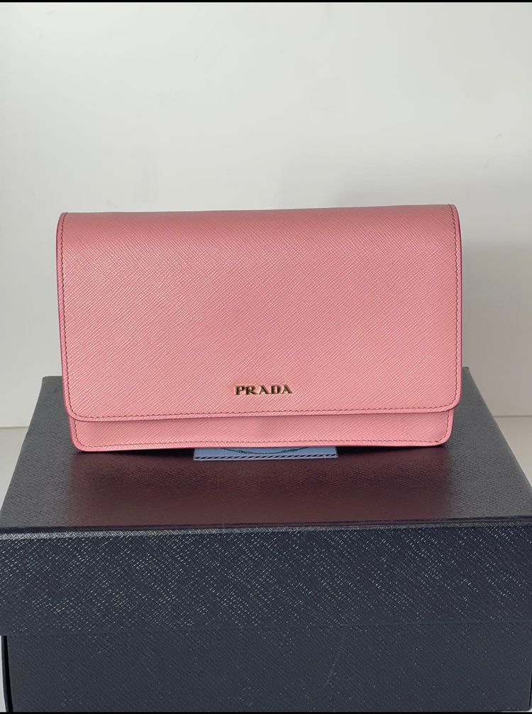 Pre-Owned Prada Orchidea 