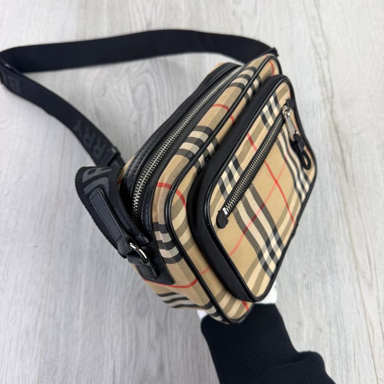Immagine di Burberry Men’s Classic Messenger Bag 3