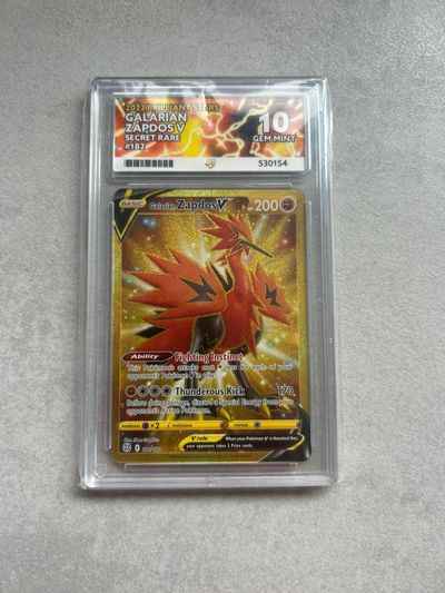 Galarian Zapdos V Trading Card