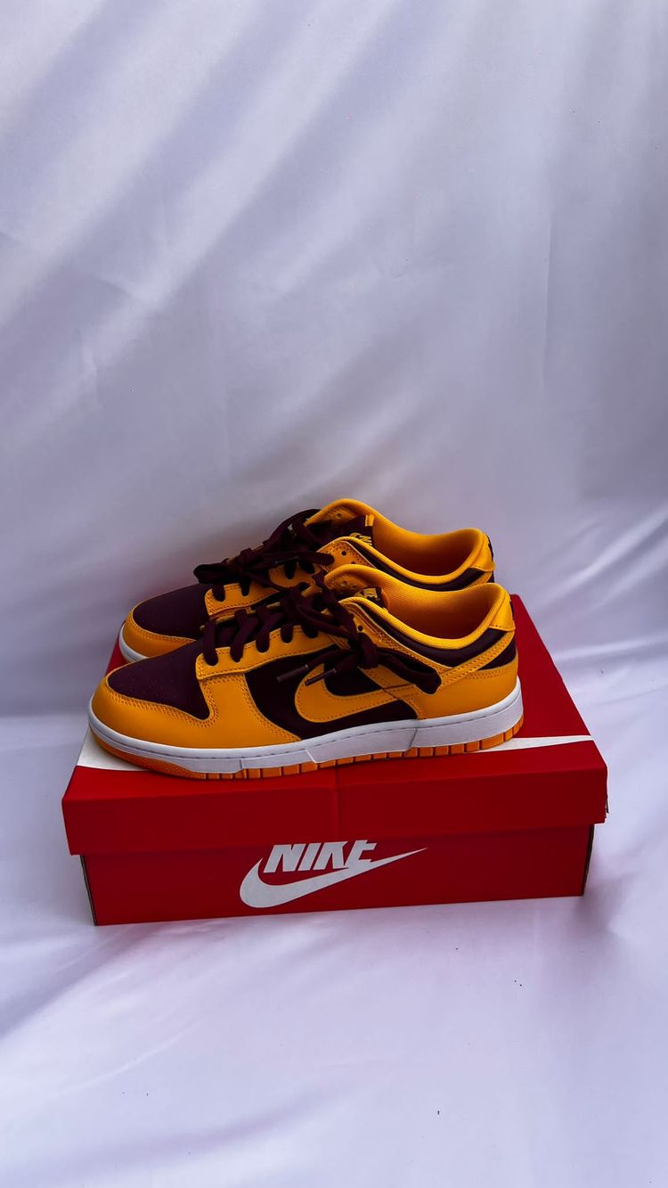 Nike low-top sneakers