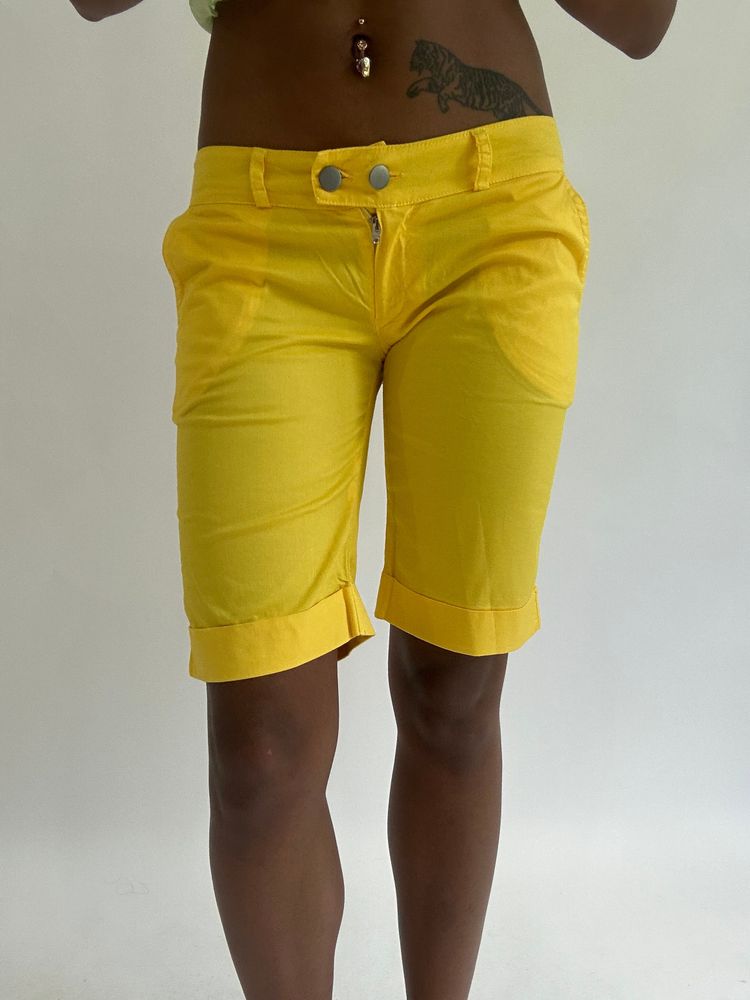 💚colourmaxxing drop | extra small yellow long shorts 4