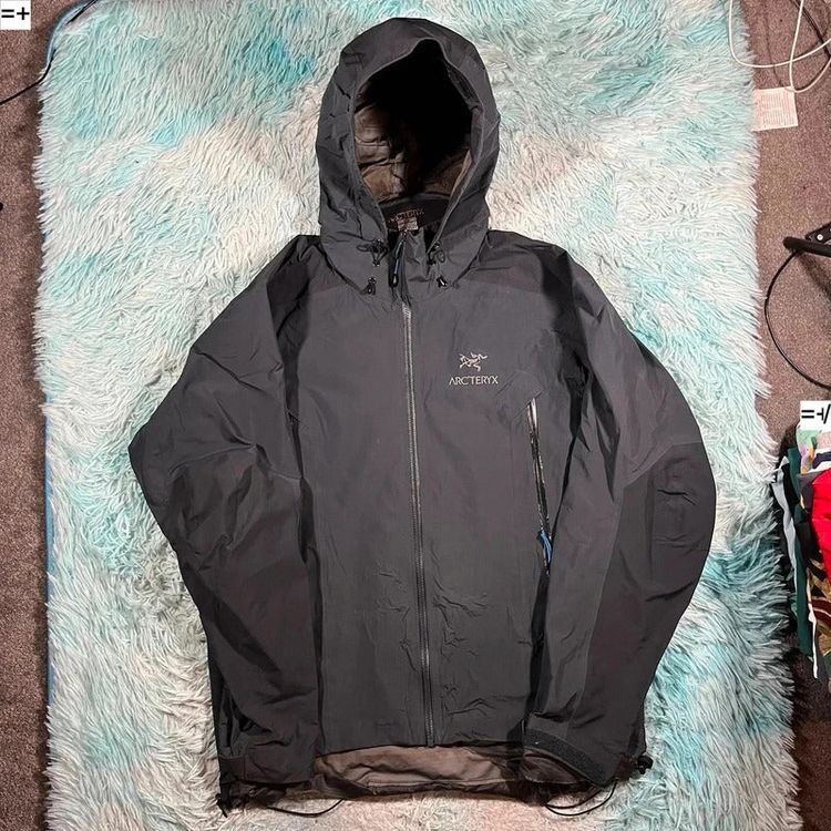Grey Arc’teryx Beta AR Raincoat Jacket - Large