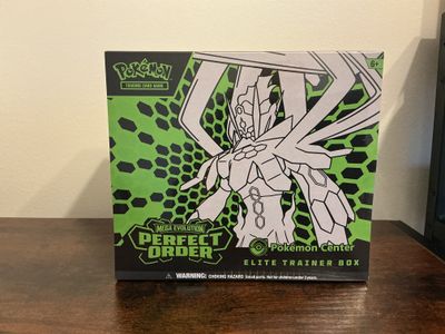 Pokémon Centre Elite Trainer Box Mega Evolution Perfect Order