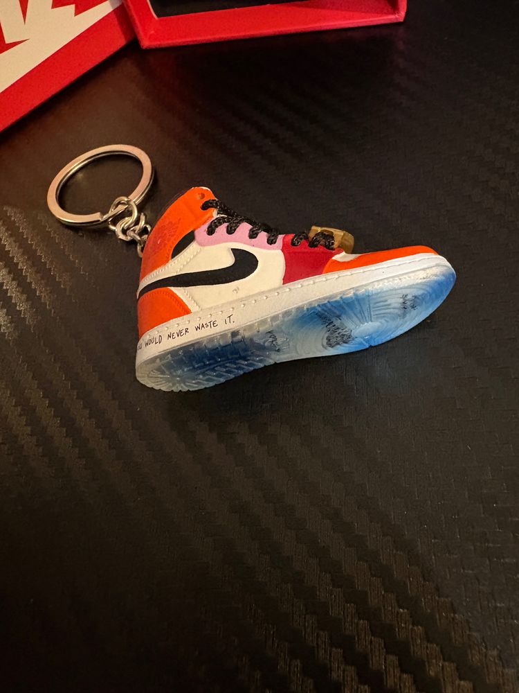 Nike Jordan’s Sneaker Keychain including box image 3