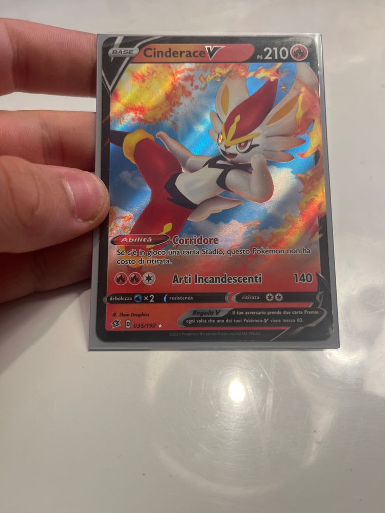 Pokemon Cinderace V Trading Card product image