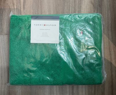 Tommy Hilfiger Green Towel
