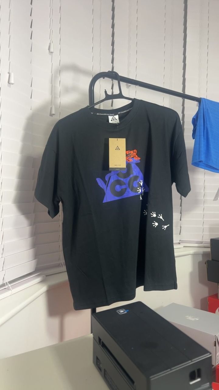 Nike ACG NIKE ACG SIZE XL KIDS LOOSE FIT DRI FIT product image