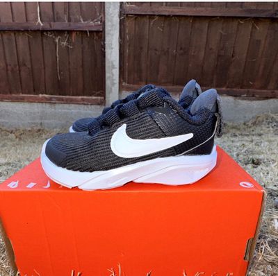 Nike Star Runner 4 Nn Kids Shoes 2.5