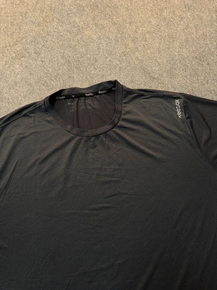 T-shirt minimal Reebok grigio XXL image 3