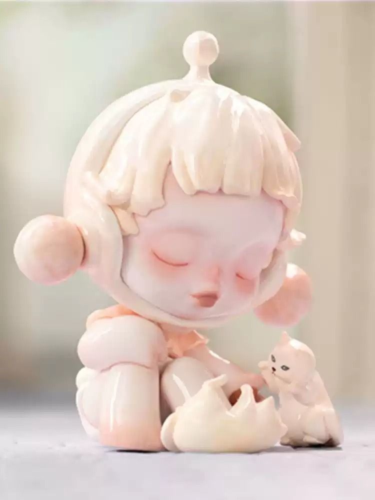 Pop Mart Collectible Figurines image 2
