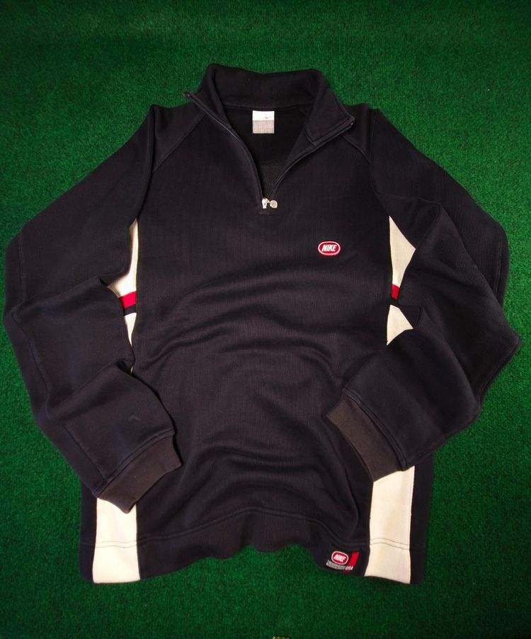 Nike Black Quarter-Zip Sweatshirt imagen 1