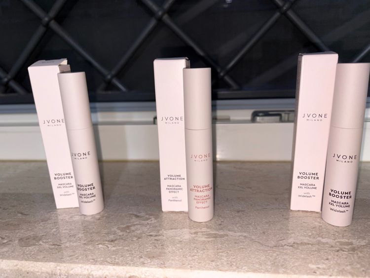 Jvone Volume Booster Mascara
