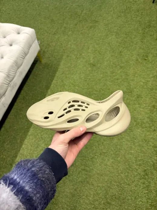 Yeezy YEEZY FOAM STONE product image
