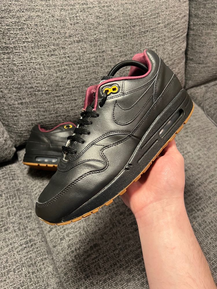 Nike Air Max 1 Premium Nike by you ID black/purple uk 9 used no box 