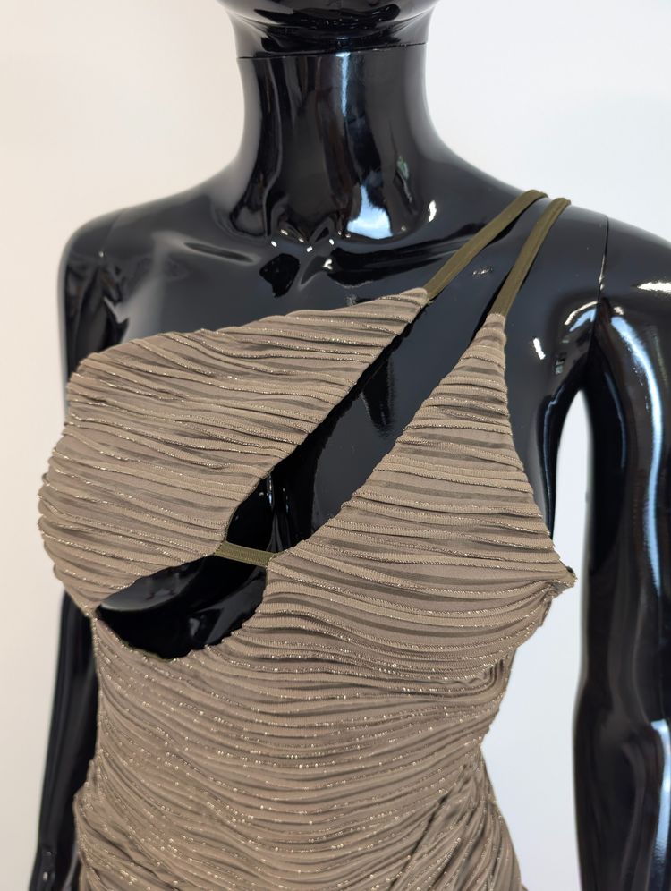ASOS maxi długa sukienka khaki beż asymetryczna wycięcia drapowana S bdb wesele 4