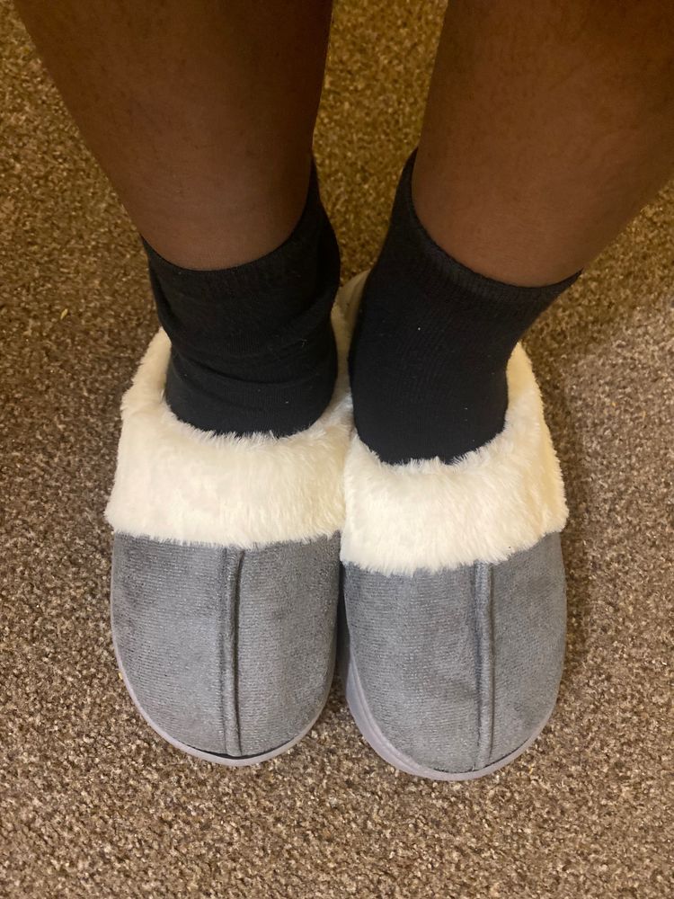 Grey Slippers With White Faux Fur Lining image 6