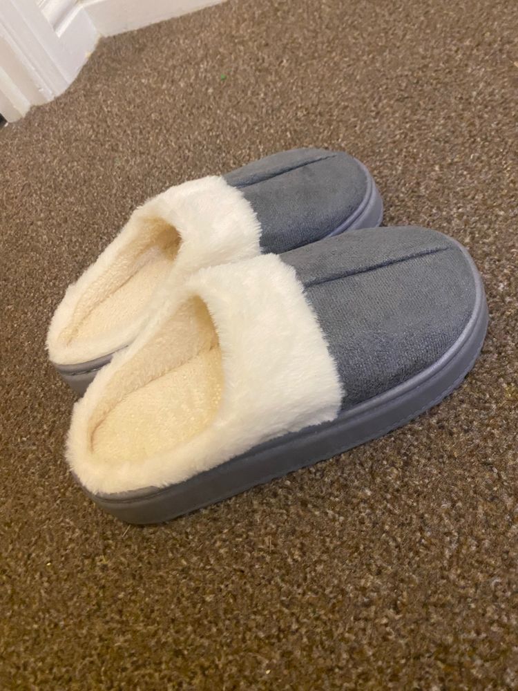 Grey Slippers With White Faux Fur Lining image 1