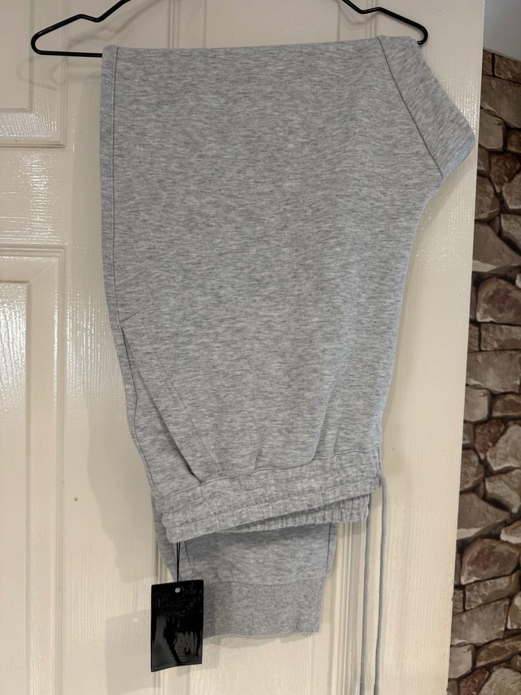 Yelir grey Sweatpants