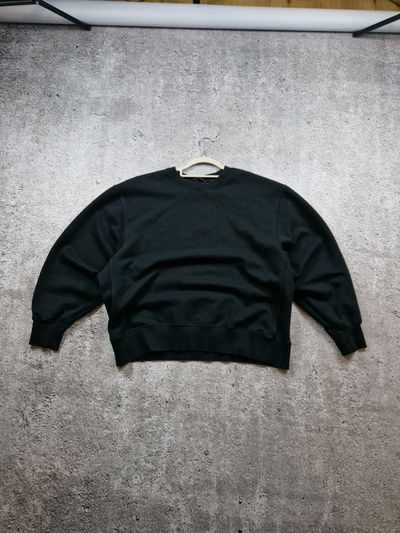 Black Sweatshirt