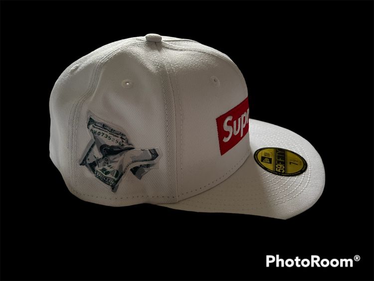 Supreme Money, Box logo New Era Baseball Cap. Size 7 1/2 5
