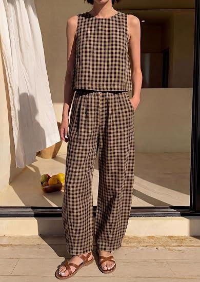 Set Brown Checkered Sleeveless Top And Pants Set product image