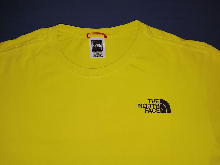 Immagine di The North Face Yellow Men'S T-Shirt 2