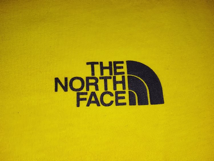 Immagine di The North Face Yellow Men'S T-Shirt 5