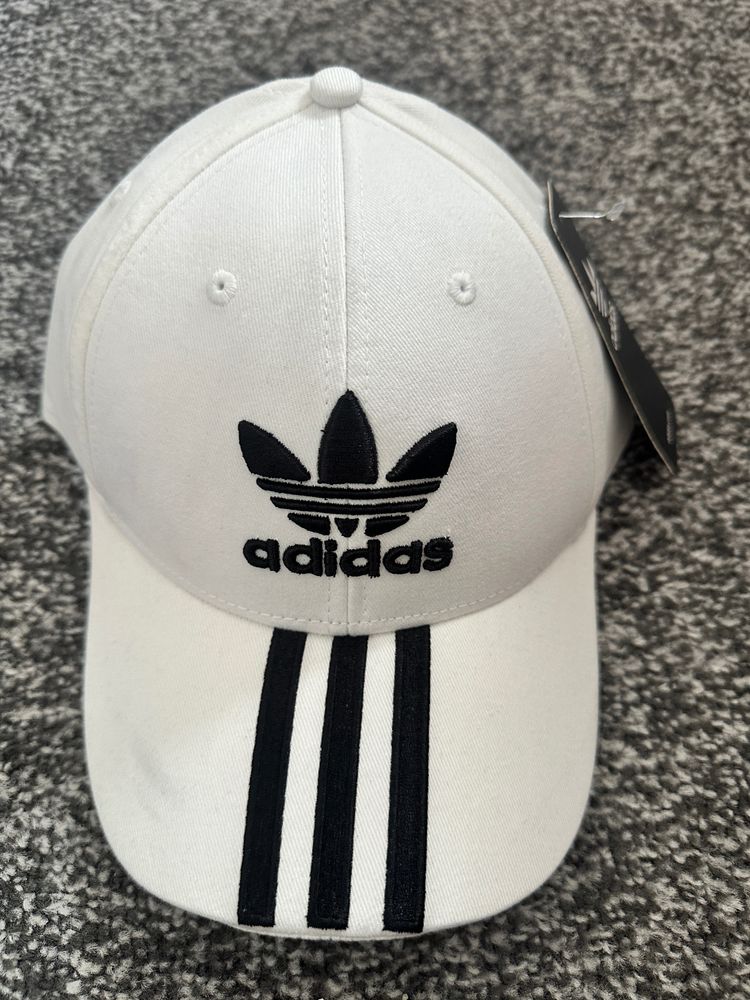 Jordan Black Cap With Red Logo image 2