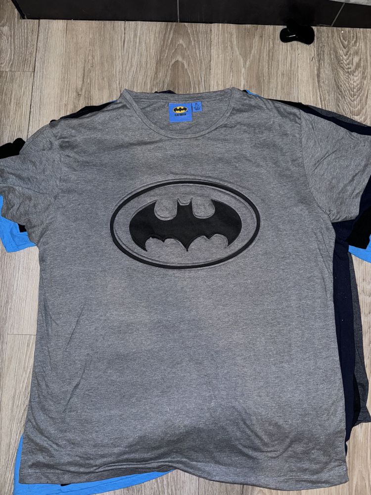Other XL Grey Batman Logo product image