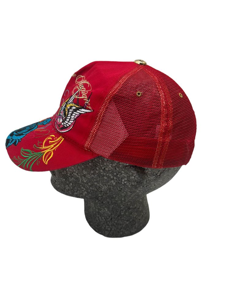 Red trucker cap 3