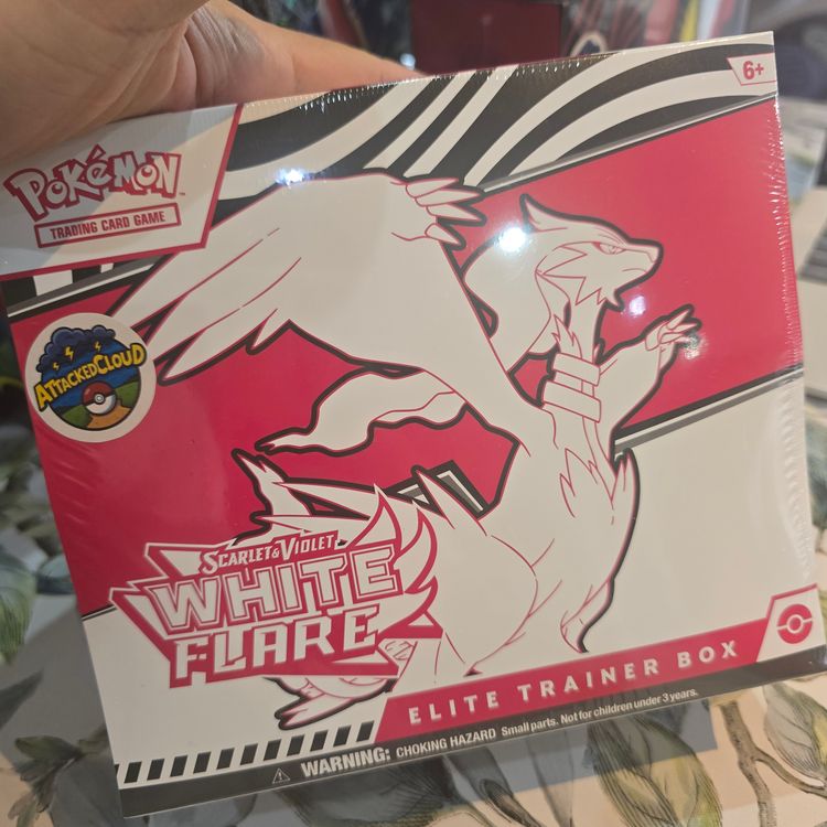 Pokémon Trading Card Game Scarlet & Violet White Flare Elite Trainer Box