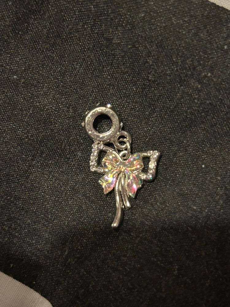 Other Silver Charm With Bow Design product image