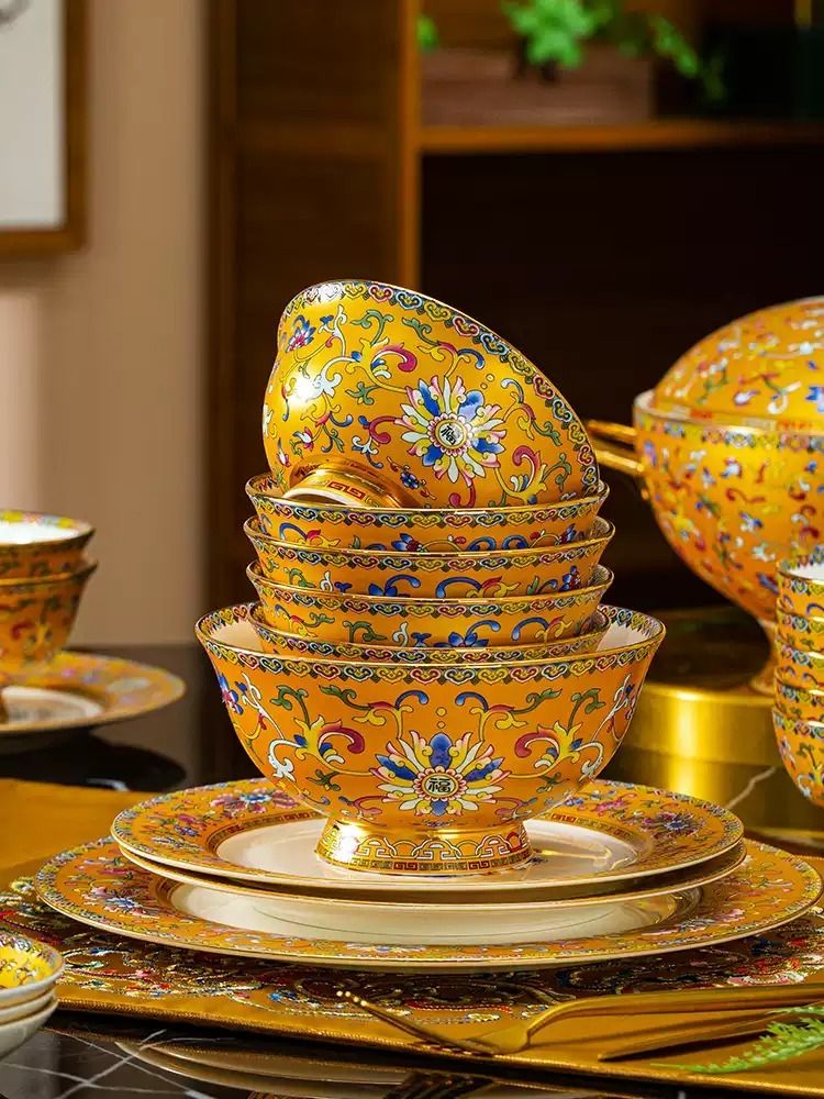 Immagine di Yellow Floral Ceramic Dinnerware Set 5