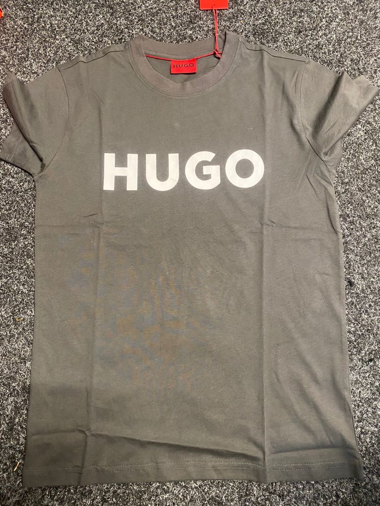 GREY Hugo T-Shirt  BIG LOGO  RRP £59.99