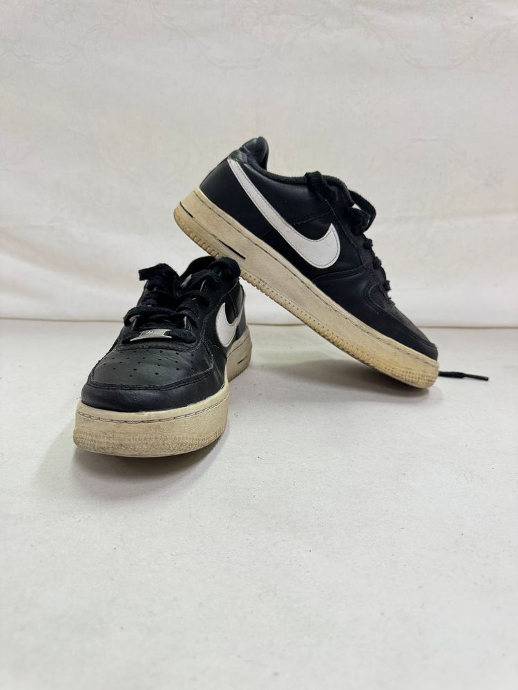 Nike Nike air force 1 AF1 nero pelle Eur 38 UK 5 product image