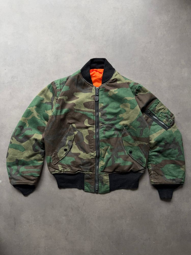 1990s Camo reversible bomber jacket (M)
