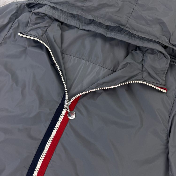 Moncler Keralle Men’s Grey Zip-up Windbreaker Jacket - Size 5 image 8