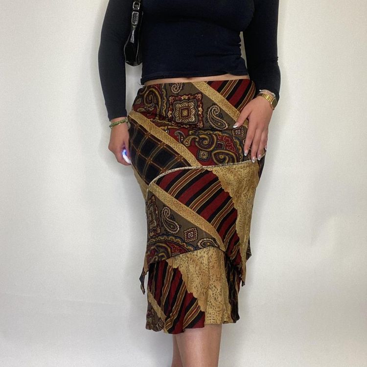 90s 00s patchwork style layered midi skirt. 
