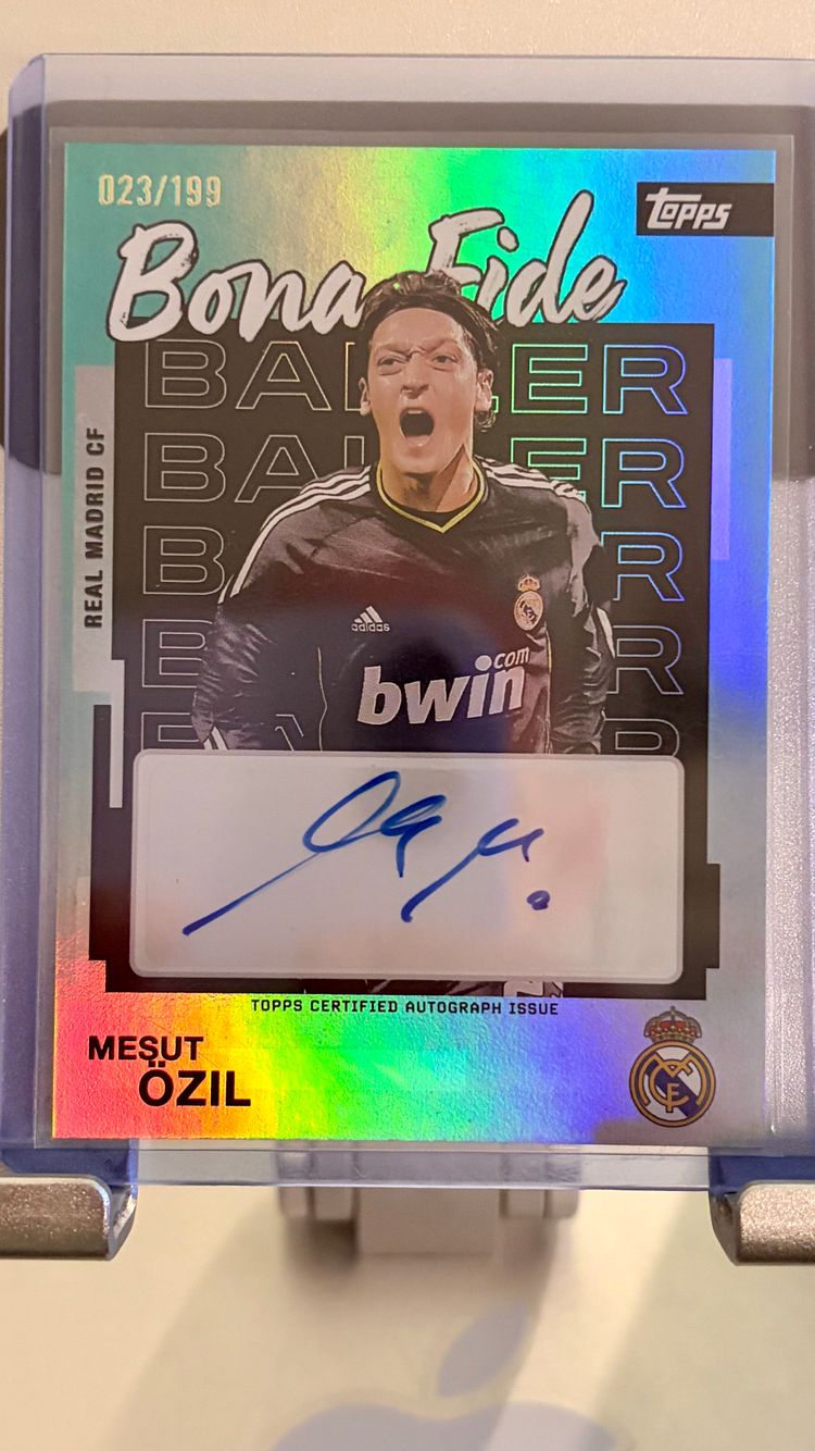 Topps Bonafide Mesut Özil Auto /199