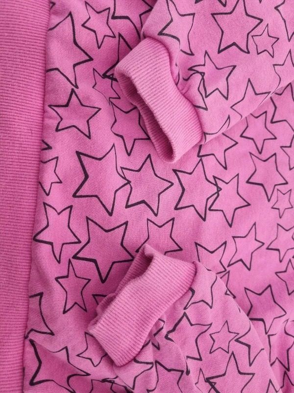 Pink Star-Patterned Zip-Up Hoodie image 3
