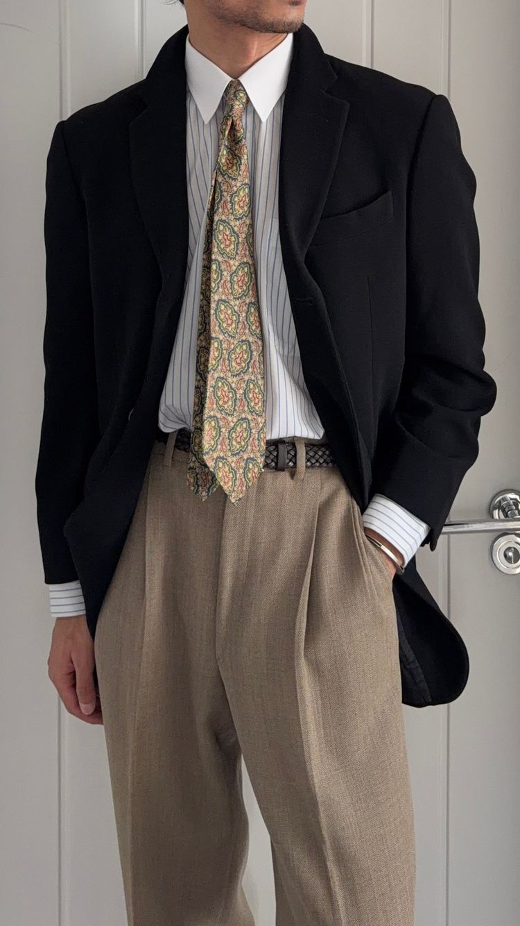 Giorgio Armani Black Label 1990s Draped 3B Black Sport Jacket Blazer - Size L obraz 1