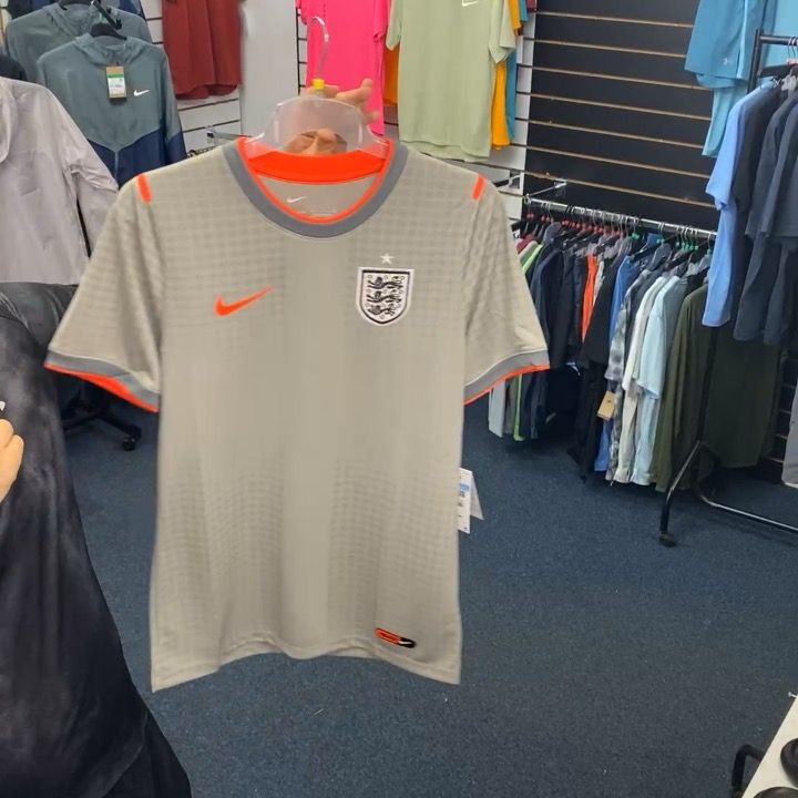 Nike NIKE X PALACE T SHIRT SIZE M product image
