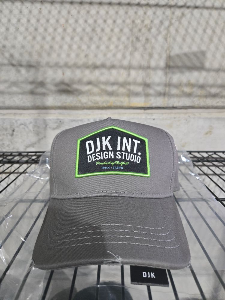 B129 DJK Grey/Green International Design Logo Brand New