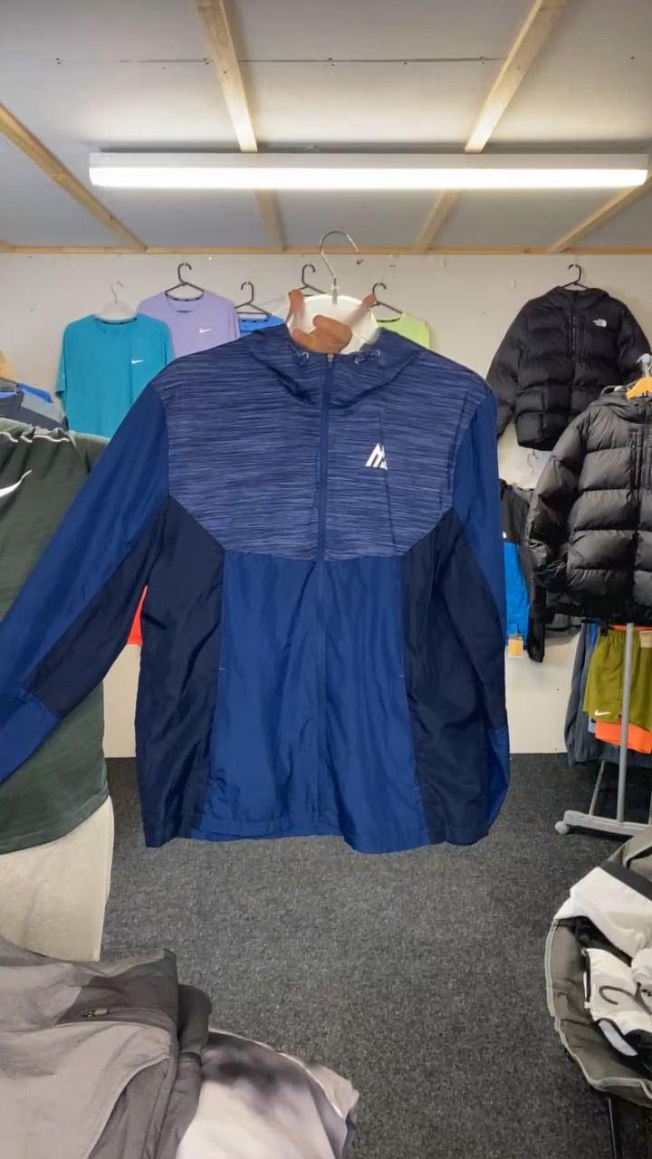 MONTIREX WINDBREAKER SIZE L - used