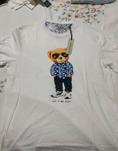 Philotinto White T-Shirt With Bear Graphic