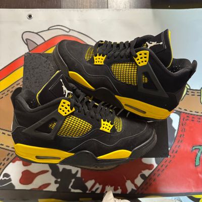 Air Jordan 4 Retro Yellow Thunder