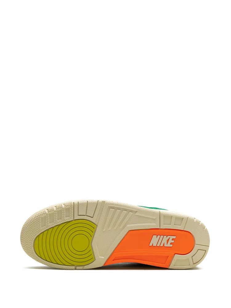 Immagine di Air Jordan 3 Retro SP Nina Chanel Abney Bicoastal 3