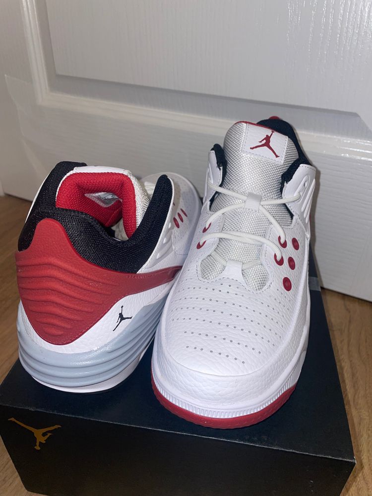 Jordan Max Aura 5 sneakers 2