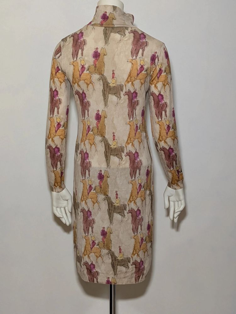 Vestito vintage a collo alto con stampa equestre – T. S/M imagen 3